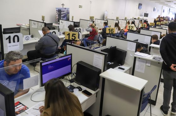 Agências do Trabalhador Iniciam a Semana com 24,1 Mil Vagas