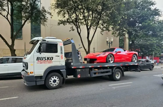 Ferrari de Quase R$ 2 Milhões é GuinchAdA por Débito de R$ 90