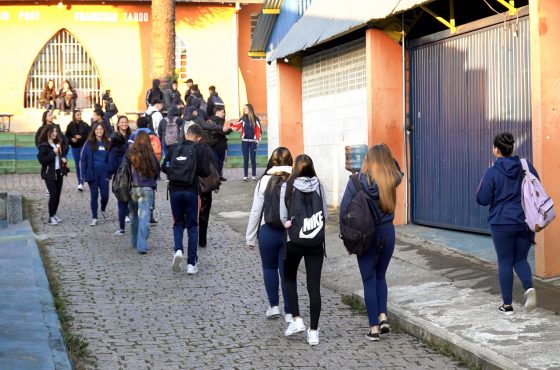 Inovações Educacionais no Paraná para o 2º Semestre Letivo