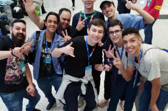 Robôs construídos por estudantes de Cascavel Campus Party