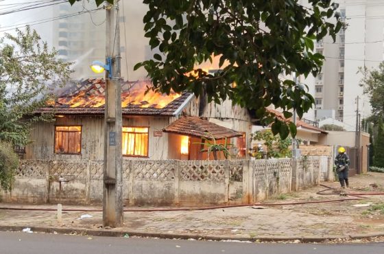 Incêndio em Residência na Zona 3  Deixa Mulher de 41 Anos Morta