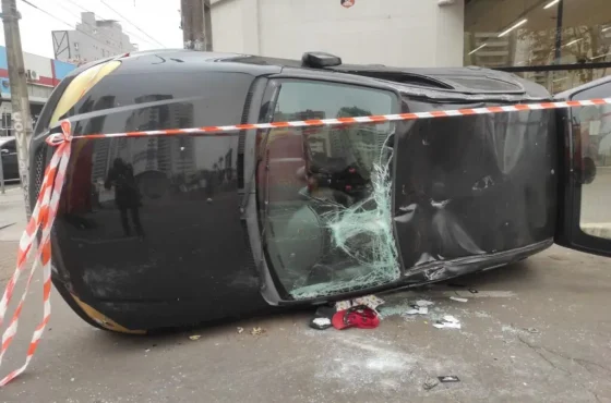 Câmera Flagra Acidente Impactante no Centro de Maringá