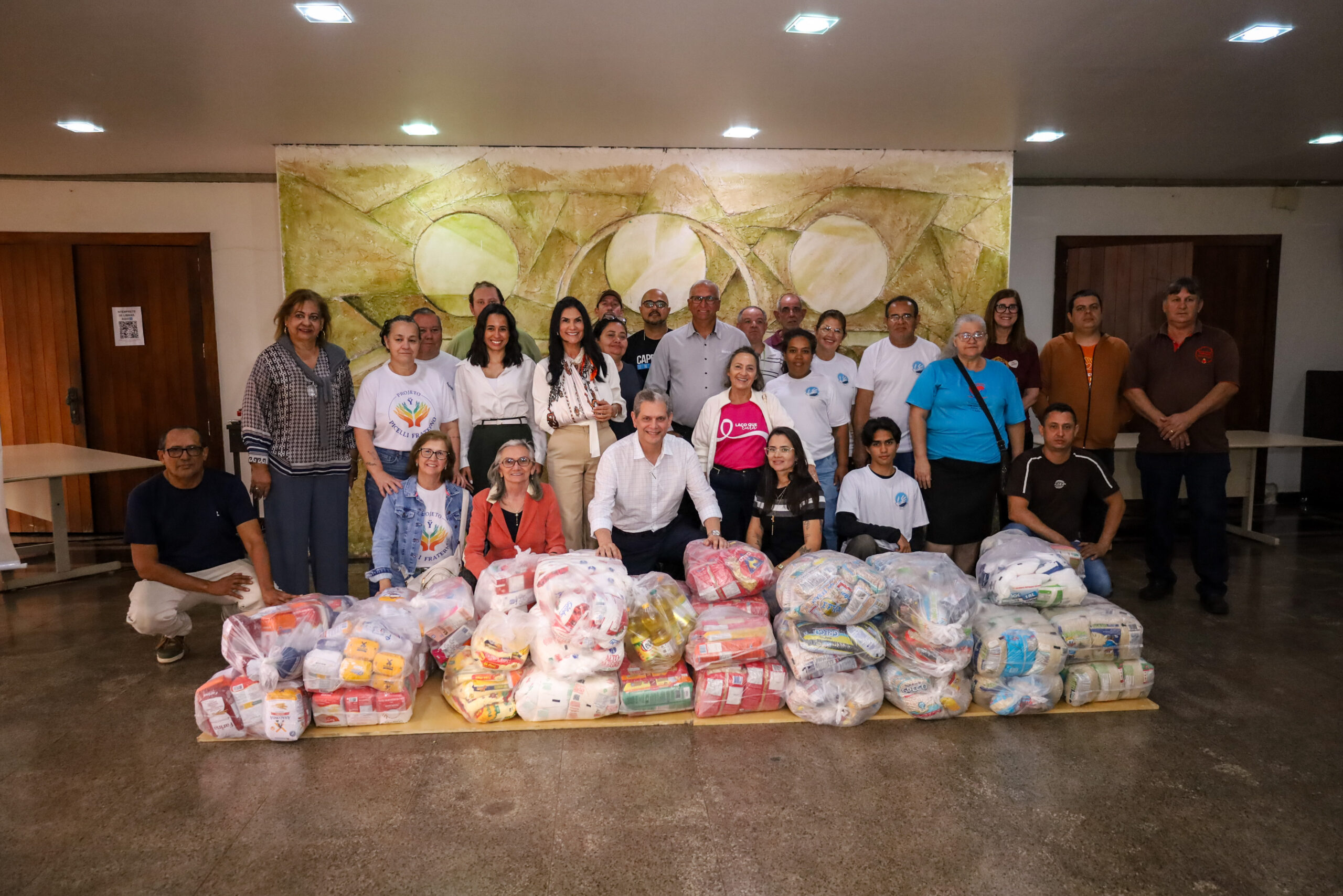 Torcida Do Maringá F.c. Vira Corrente De Solidariedade E Doa 7 Toneladas De Alimentos 1 Torcida Do Maringá F.c. Vira Corrente De Solidariedade E Doa 7 Toneladas De Alimentos